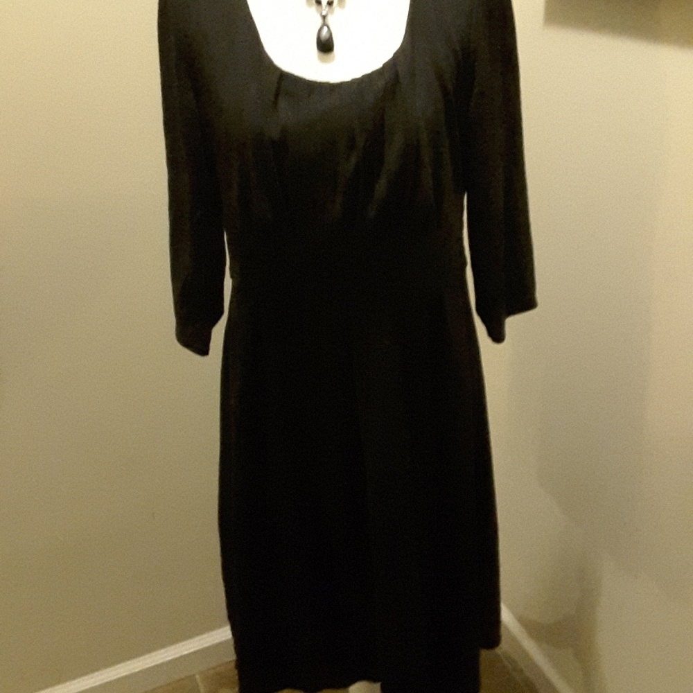 Danny & Nicole black dress size 16